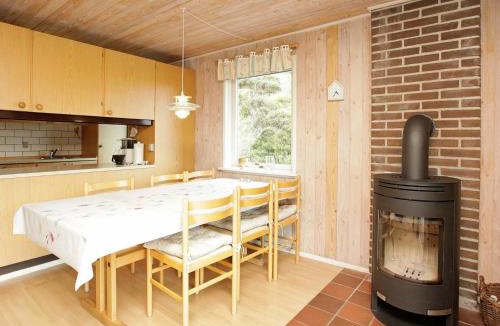 Henne Strand House | 5 person holiday home in Henne