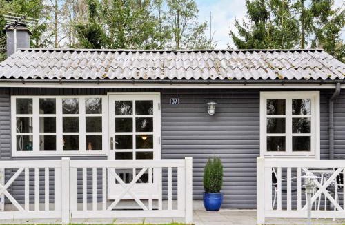 Ans House | 5 person holiday home in Ans By