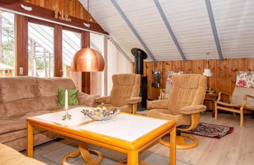 Kongsmark House | 5 person holiday home in R m
