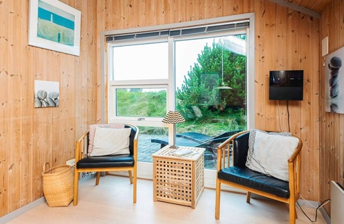 Henne Strand House | 5 person holiday home in Henne