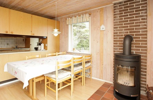 Henne Strand House | 5 person holiday home in Henne