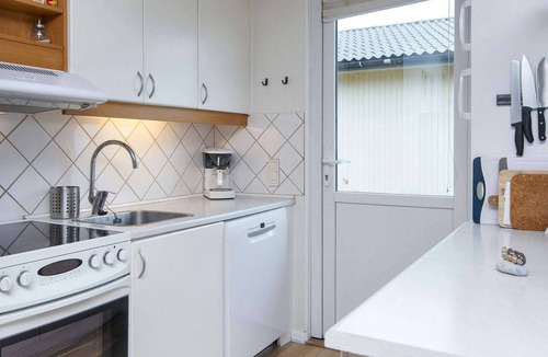 Trans House | 5 person holiday home in Lemvig