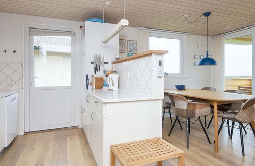 Trans House | 5 person holiday home in Lemvig