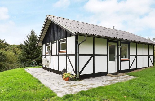 Remmer Strand House | 5 person holiday home in Struer