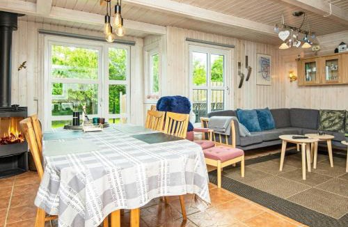 Falen House | 5 person holiday home in Hemmet