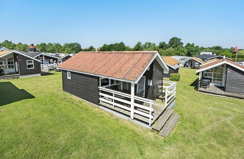 Holbaek House | 5 Person Holiday Park Home in Holbaek