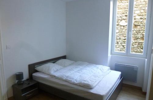 Bonnieres-sur-Seine Apartment | 5 Place Henri Dunant