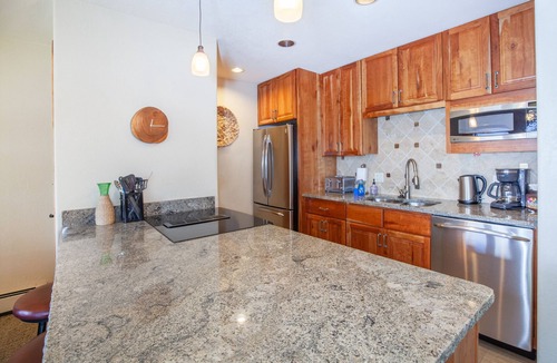 Dillon Condo | 5 Resorts | HotTub/Pool/Lake-3BR