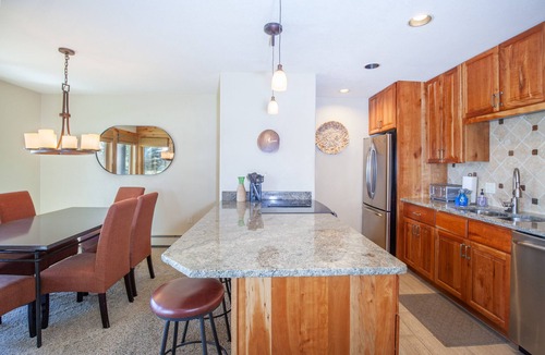 Dillon Condo | 5 Resorts | HotTub/Pool/Lake-3BR