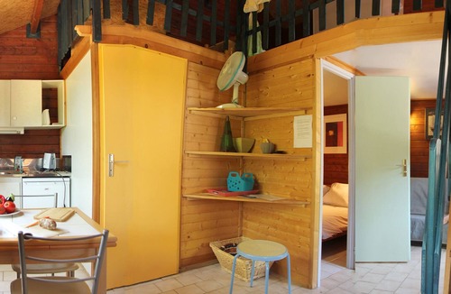 Ardoix Ski Chalet | 5 riverfront chalets with swimming pool