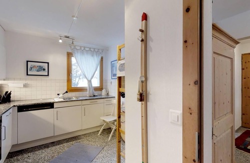 Pontresina Apartment | 5-roomed end of terrace house, ca.