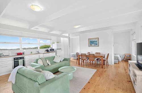 Goolwa South House | 5 Sir George Ritchie Ave Goolwa South