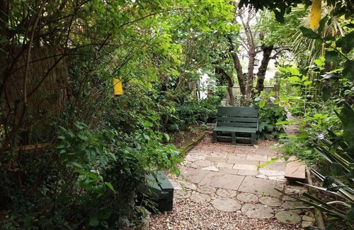 Cambridge House | 5 Spacious Bedroom Orchard Haven