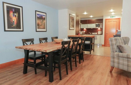 Moffat Cottage | 5 ST. MARY'S CHURCH, character holiday cottage in Moffat