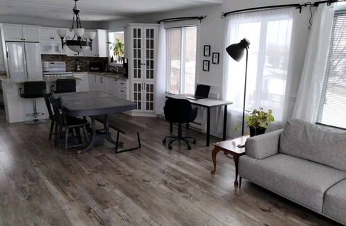 Downtown Gatineau Apartment | 5 Star Apartment