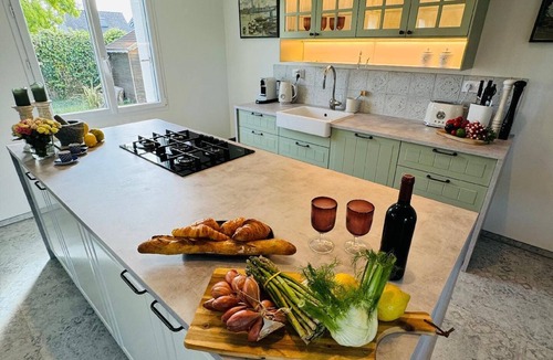 Guisseny House | 5 star beach villa sauna and jacuzzi