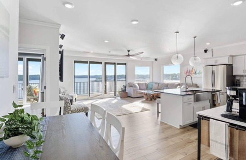 Osage Beach Condo | 5 Star Corner Penthouse with Million Dollar View!