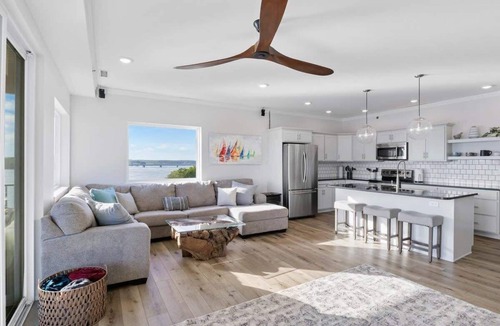 Osage Beach Condo | 5 Star Corner Penthouse with Million Dollar View!