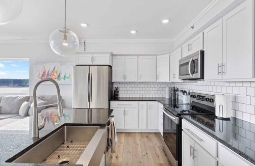 Osage Beach Condo | 5 Star Corner Penthouse with Million Dollar View!
