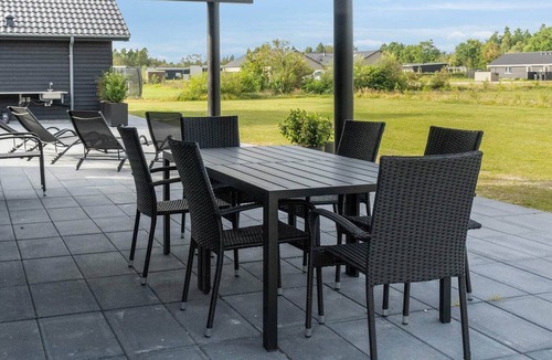 Houstrup House | 5 star holiday home in Nørre Nebel