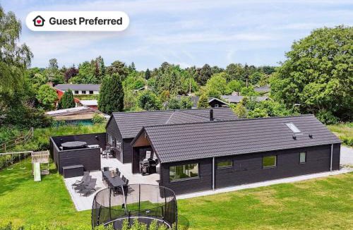 Dronningmolle House | 5 star holiday home in Dronningmølle