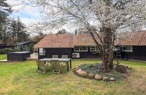 Smidstrup Strand House | 5 star holiday home in Gilleleje