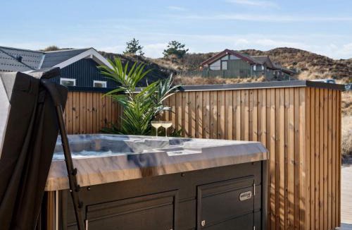 Henne Strand House | 5 star holiday home in Henne Beach