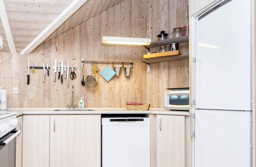 Pøt Strandby House | 5 star holiday home in Juelsminde