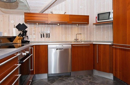 Pøt Strandby House | 5 star holiday home in Juelsminde