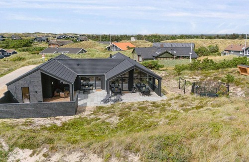 Houvig Strand House | 5 star holiday home in Ringkøbing