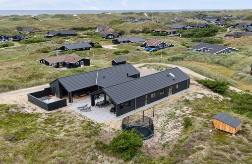 Houvig Strand House | 5 star holiday home in Ringkøbing
