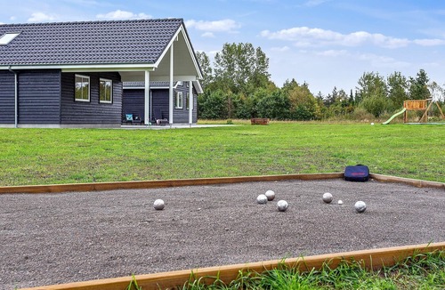 Bøtø By House | 5 star holiday home in Væggerløse