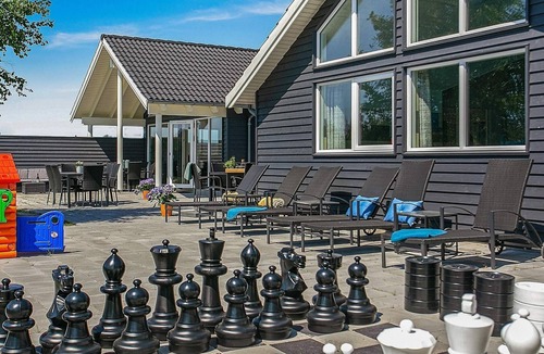 Bøtø By House | 5 star holiday home in Væggerløse