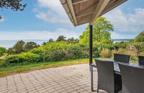 Egsmark Strand House | 5 star holiday home in Ebeltoft