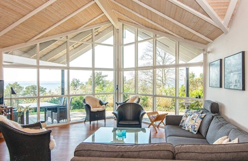 Egsmark Strand House | 5 star holiday home in Ebeltoft