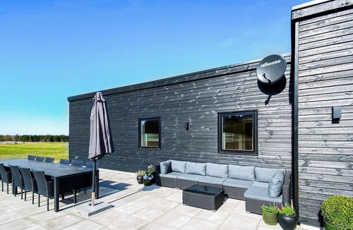 Bønnerup Strand House | 5 star holiday home in Glesborg-By Traum