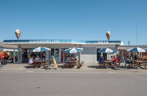 Bønnerup Strand House | 5 star holiday home in Glesborg