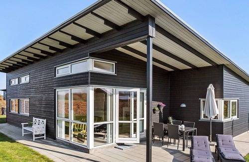 Flovt Strand House | 5 star holiday home in Haderslev