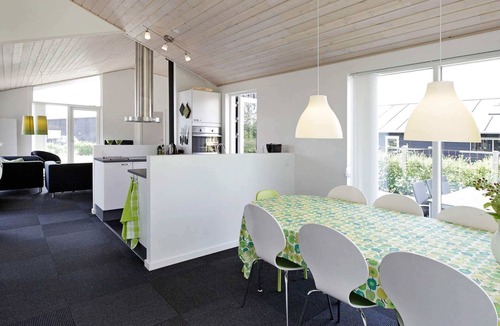 Flovt Strand House | 5 star holiday home in Haderslev