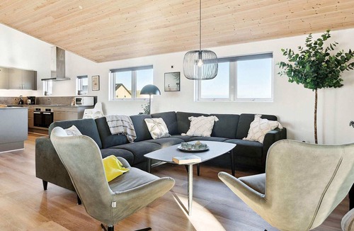 Vrist Strand House | 5 star holiday home in Harboøre