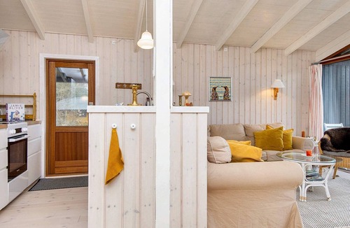 Skødshoved Strand House | 5 star holiday home in Knebel
