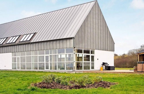 Logstor House | 5 star holiday home in Løgstør