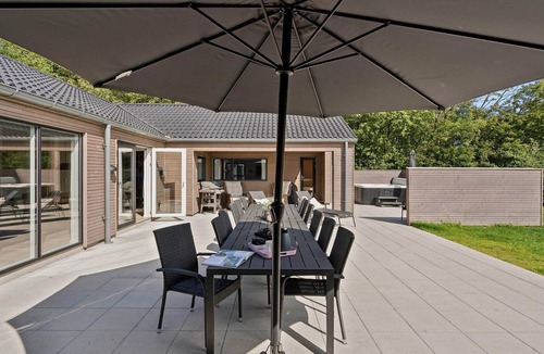 Mommark Strand House | 5 star holiday home in Sydals