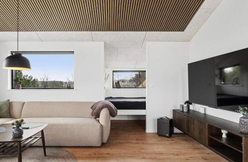 Vibæk Strand House | 5 star holiday home in Ebeltoft
