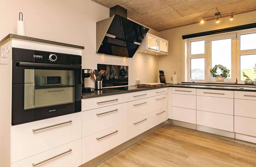 Fur House | 5 star holiday home in Fur