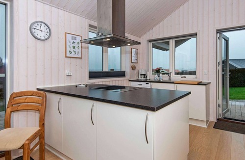 Hejlsminde House | 5 star holiday home in Hejls