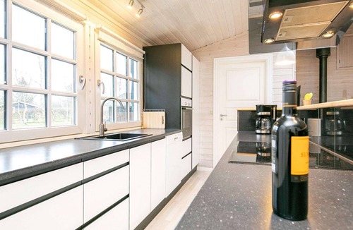 Hou House | 5 star holiday home in Hals
