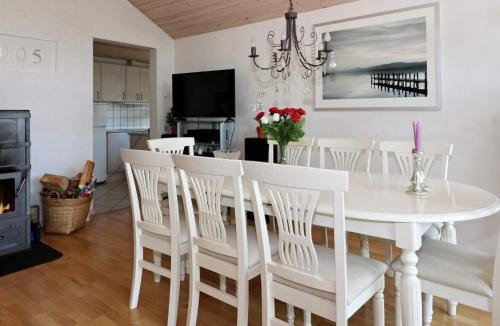 Helberskov Strand House | 5 star holiday home in Hadsund