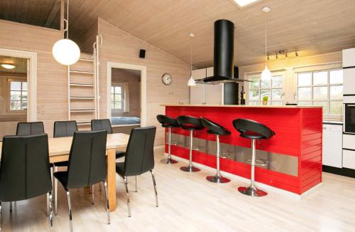 Hou House | 5 star holiday home in Hals