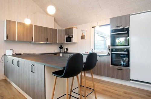 Bratten Strand House | 5 star holiday home in Jerup